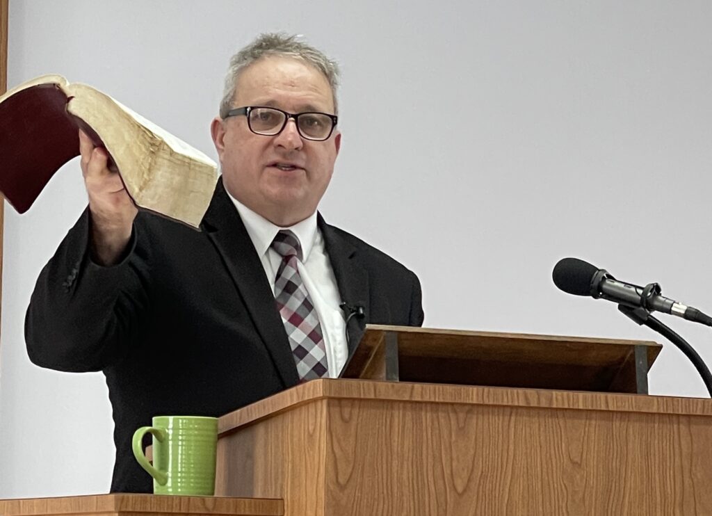 Pastor w Bible